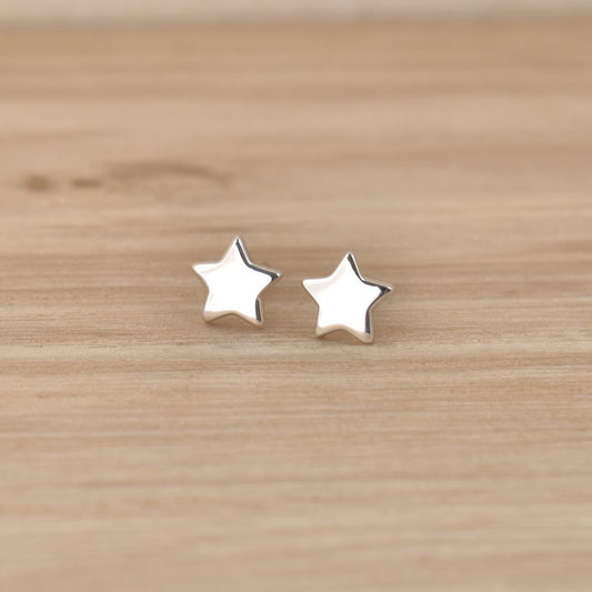 small sterling silver star stud earrings